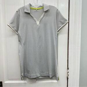 Nike Golf Tour Performance‎ dri-fit short sleeve v neck t shirt women's large